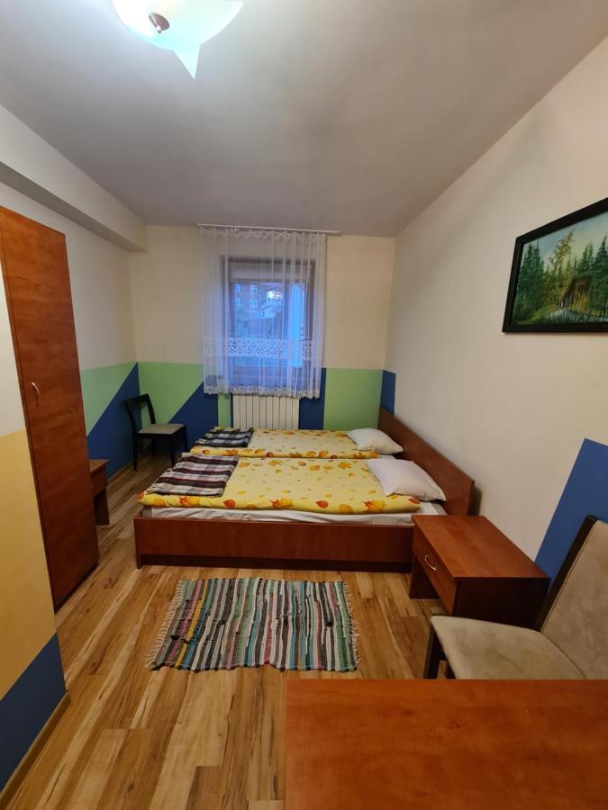Gosciniec Halka Hostel Zwardon Exterior photo