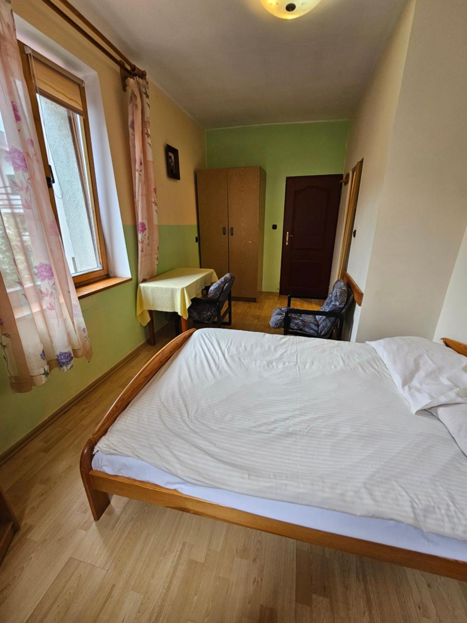 Gosciniec Halka Hostel Zwardon Room photo